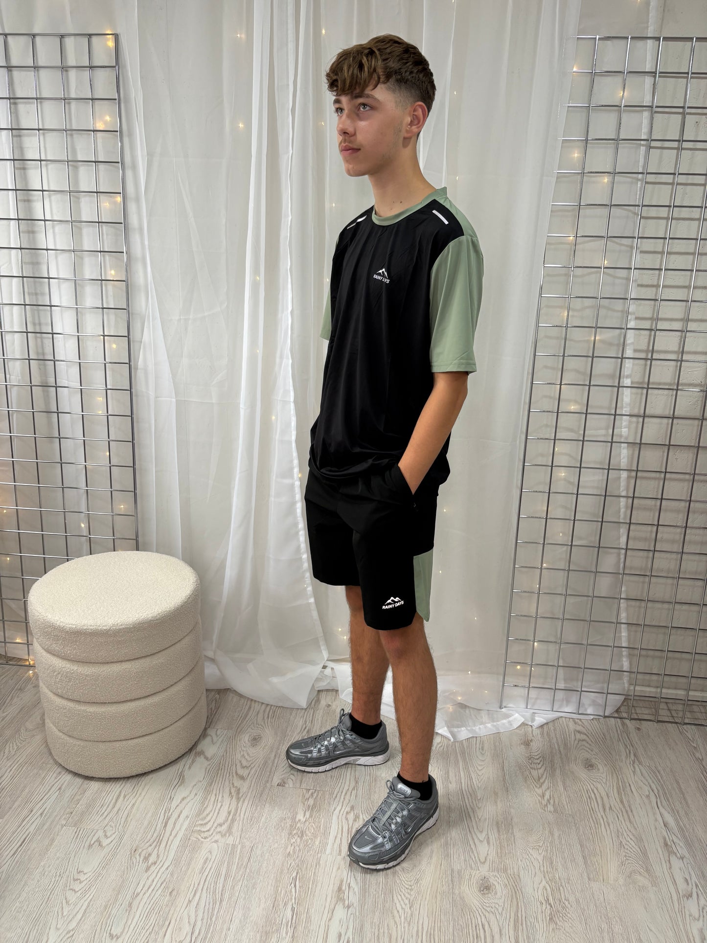 Mens Black/Khaki Rainy days top & shorts set