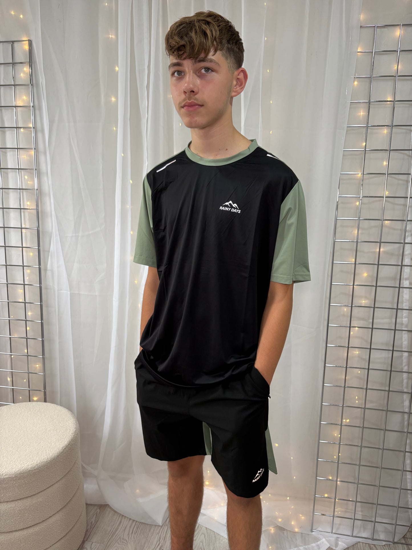 Mens Black/Khaki Rainy days top & shorts set