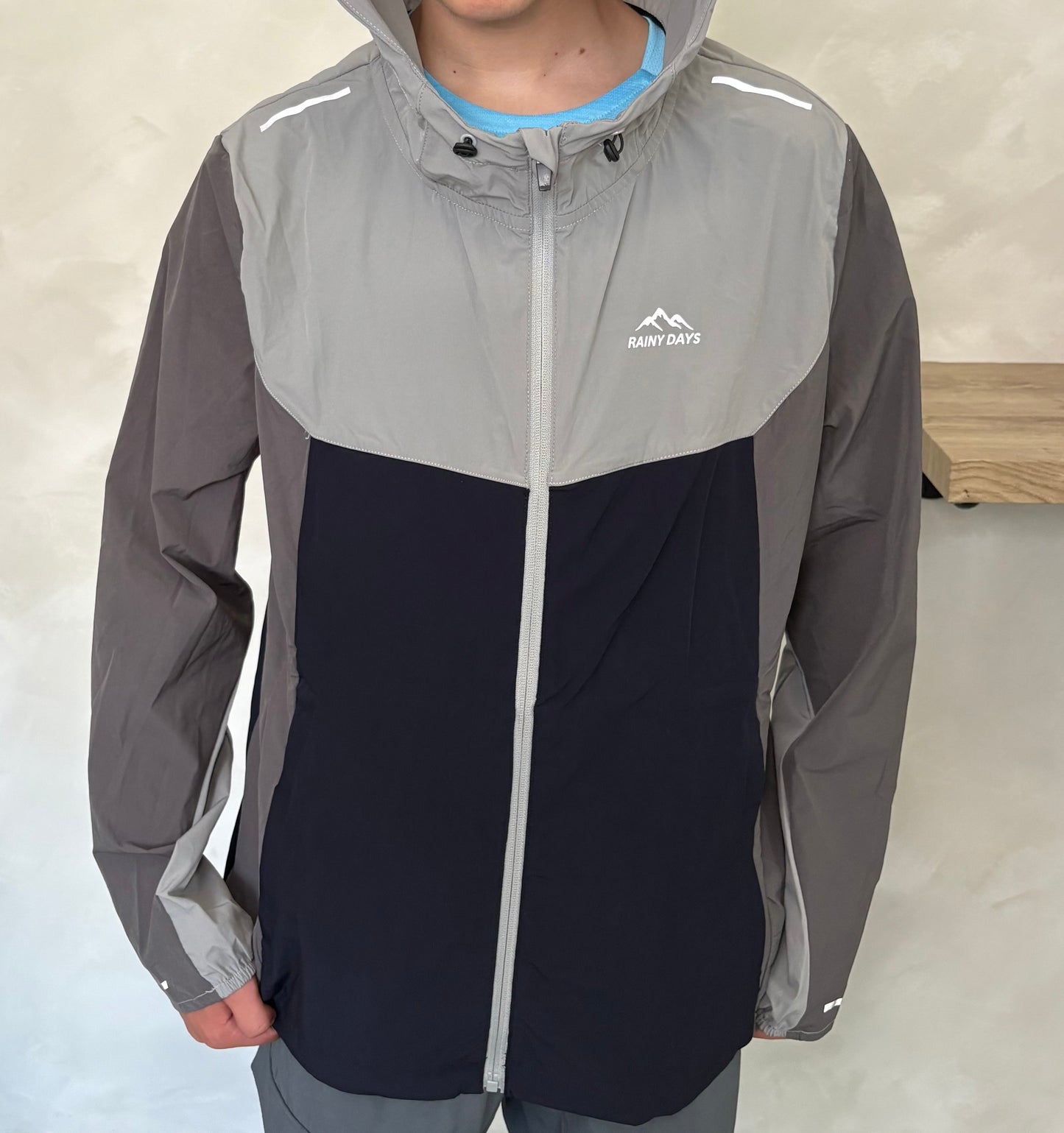 Mens Rainy Days Grey Stone & Navy Reflective WindBreaker