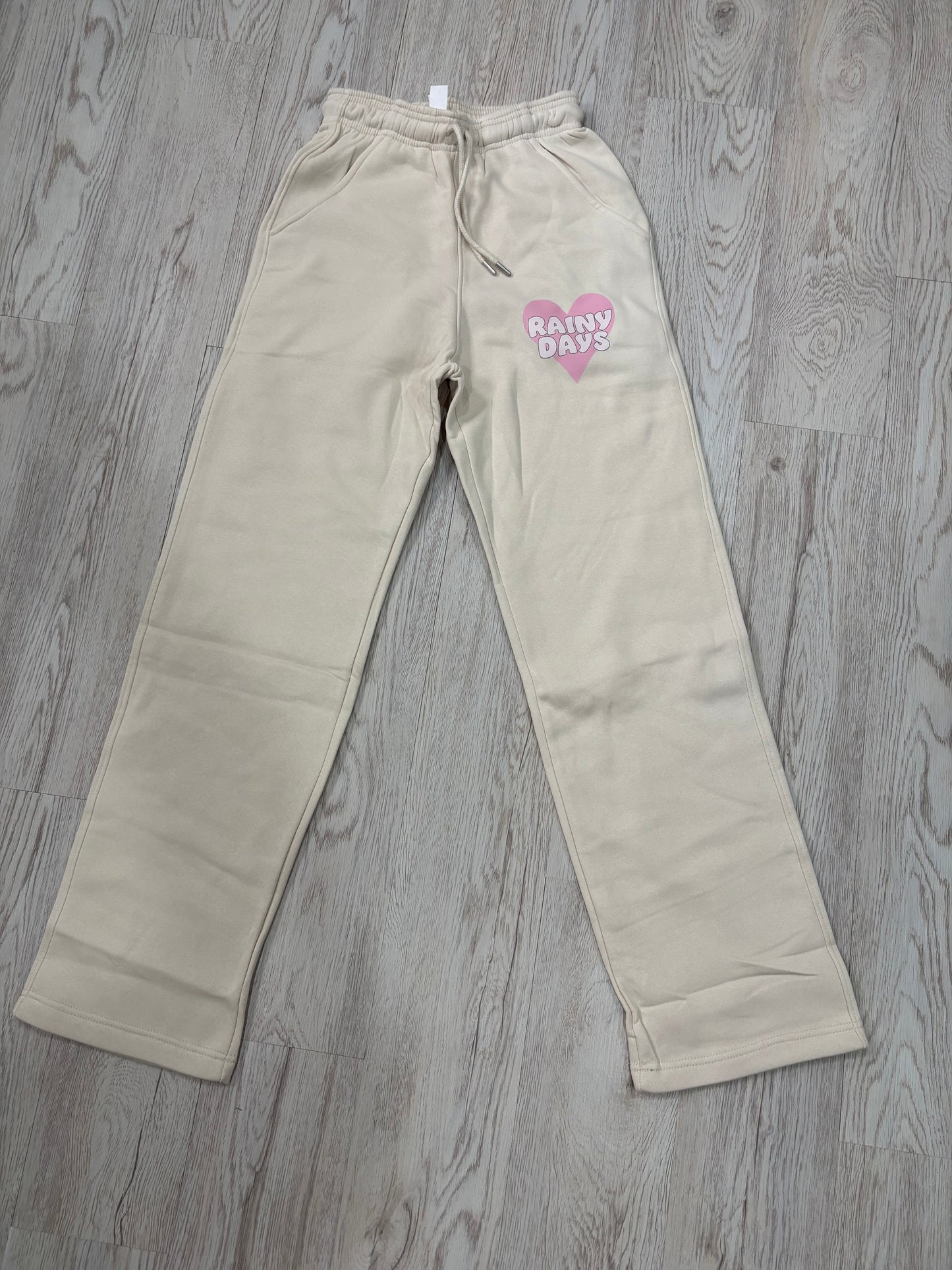 SALE ITEM Clean hearted straight leg joggers